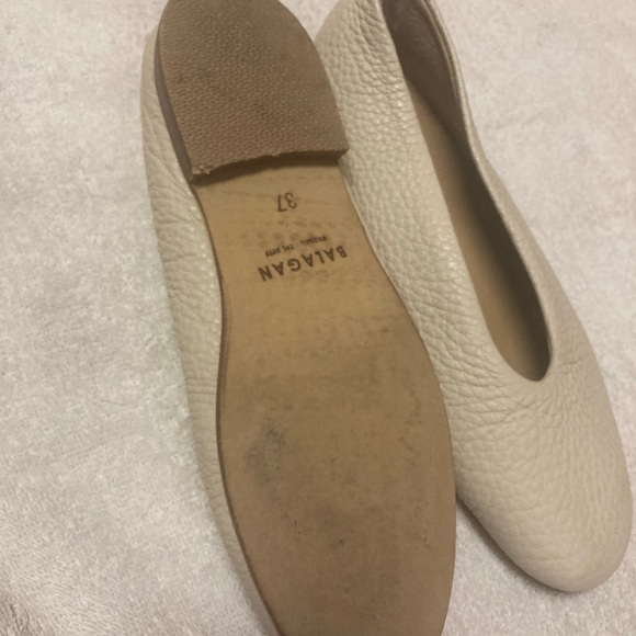 Balagan Ballerina Cream Flats Minimalist Design - Picture 7 of 9